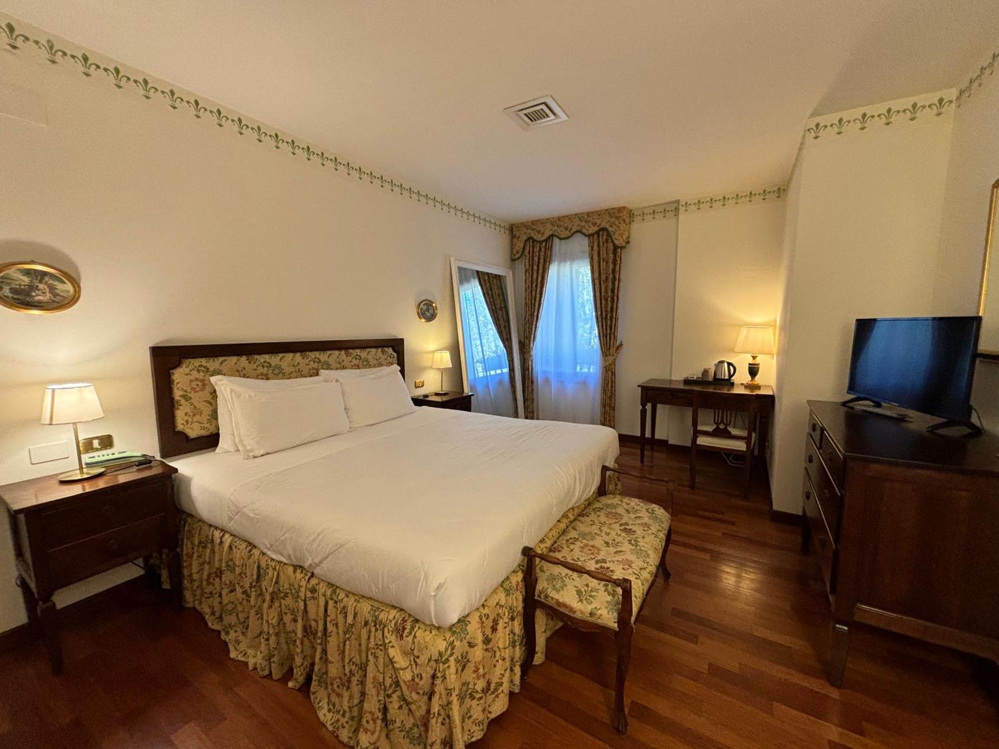 Hotel Villa Luppis 파이시아노 외부 사진