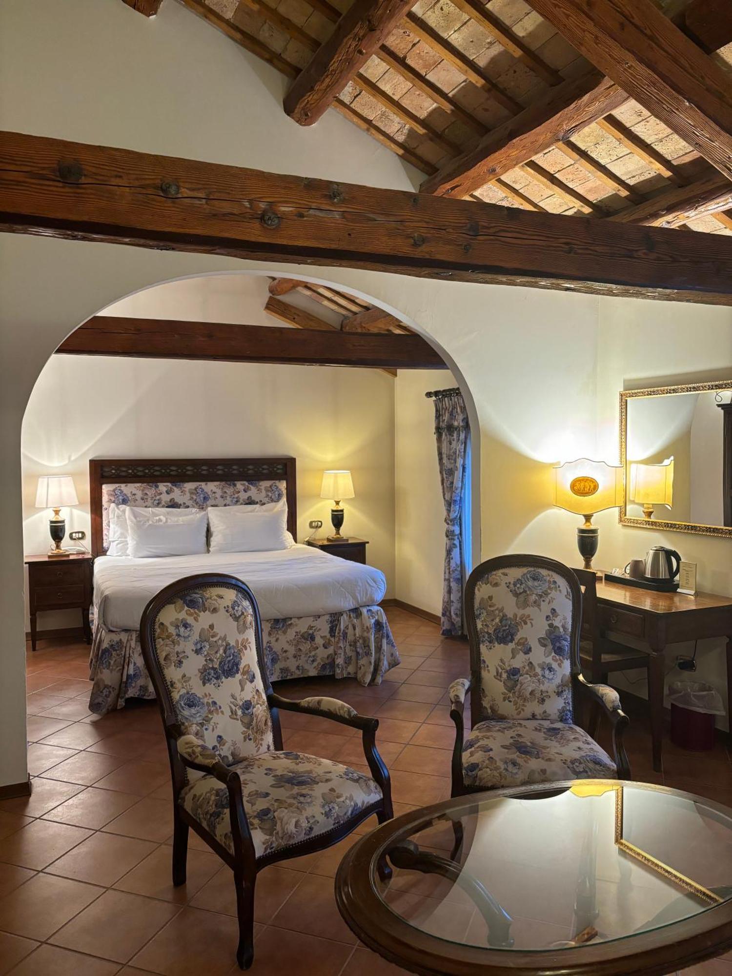 Hotel Villa Luppis 파이시아노 외부 사진