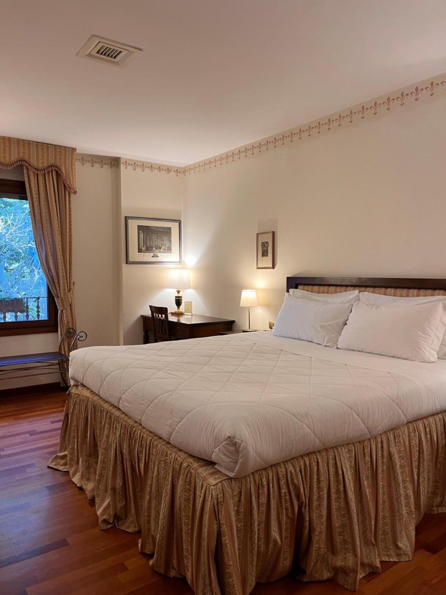 Hotel Villa Luppis 파이시아노 외부 사진