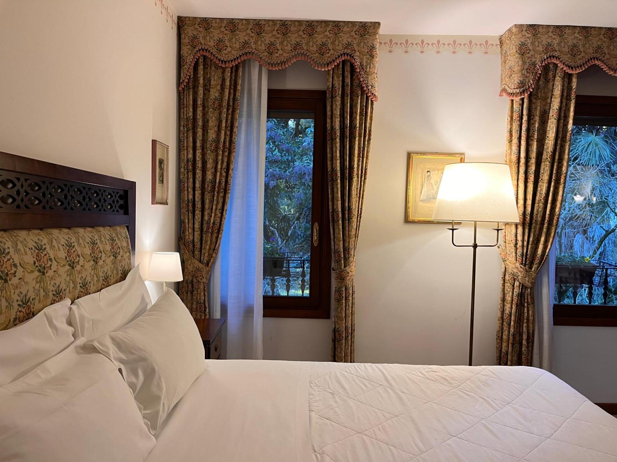 Hotel Villa Luppis 파이시아노 외부 사진