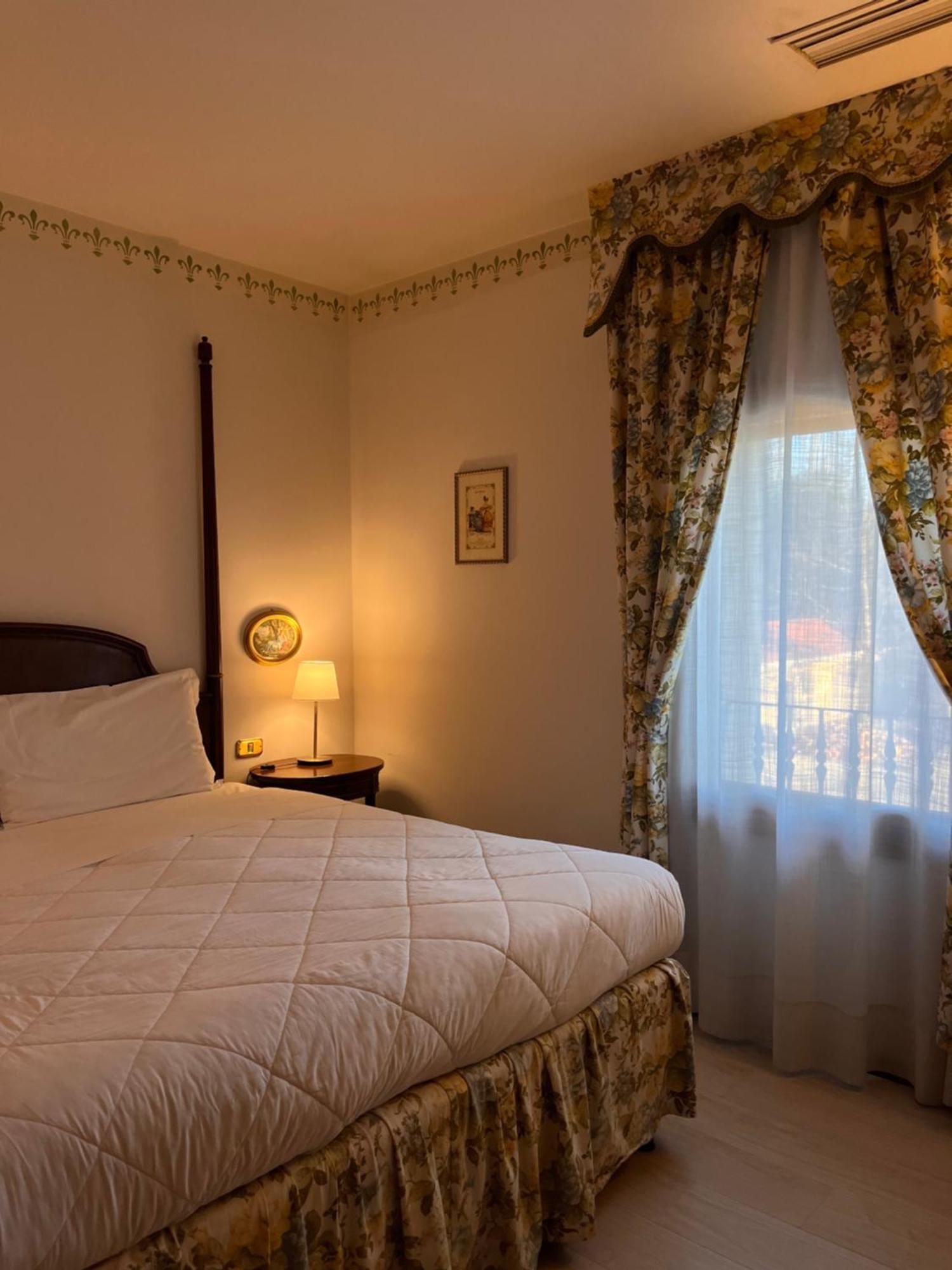 Hotel Villa Luppis 파이시아노 외부 사진