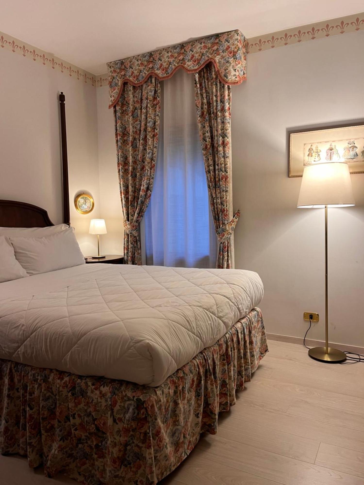 Hotel Villa Luppis 파이시아노 외부 사진