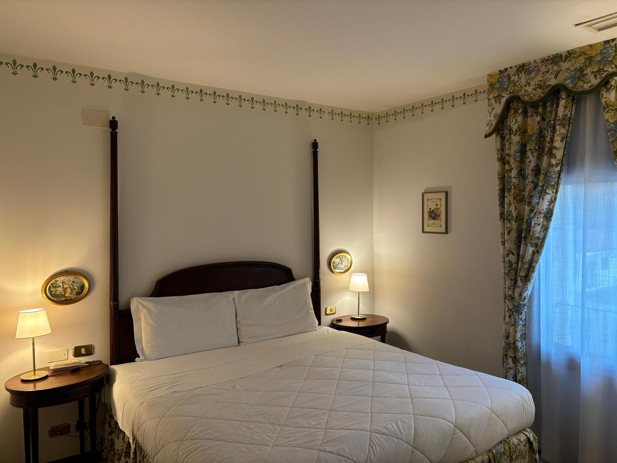 Hotel Villa Luppis 파이시아노 외부 사진